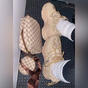 Fashionable Khaki Shoes Women and Men